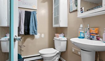 484 BROUGH Rd, Abbottstown, PA 17301