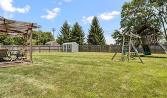 6102 Boulder Dr, Anderson, IN 46013