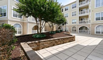 4551 STRUTFIELD Ln 4215, Alexandria, VA 22311
