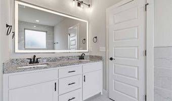 6704 Orange Ave, Bentonville, AR 72713