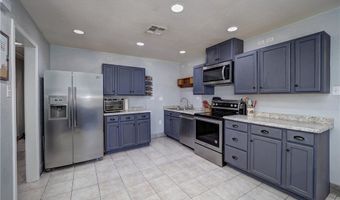 912 S 7th St, Aransas Pass, TX 78336