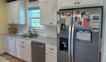 228 Zoarbella Dr, Baxley, GA 31513