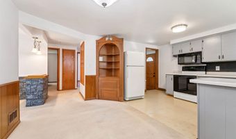 35 FOSTER Ct, Appleton, WI 54915