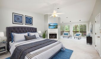 3949 Waldenwood Dr, Ann Arbor, MI 48105