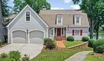 6425 Spinnaker Ln, Alpharetta, GA 30005