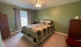14 Grandview Dr, Berlin, NH 03570