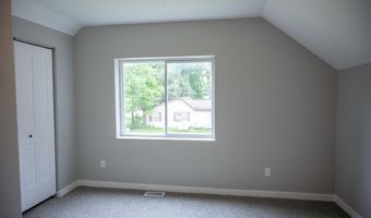 550 W Center St, Adams, WI 53910