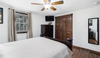 584 Blackrock Rd, Coventry, RI 02816