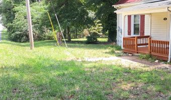 208 Lee Grant Ave, Appomattox, VA 24522