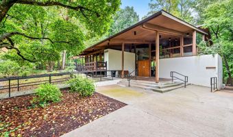 103 CROSS KEYS Rd R103d2, Baltimore, MD 21210