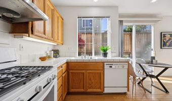 15 Mcdonnel Rd, Alameda, CA 94502
