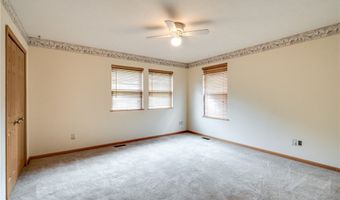 3108 Vermont Pl, Akron, OH 44312