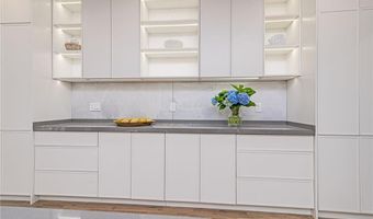 19 Castle Rd, Narragansett, RI 02882