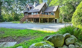 130 S Niantic Dr, Charlestown, RI 02813