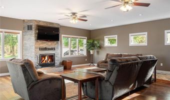 53034 254th St, Austin, MN 55912