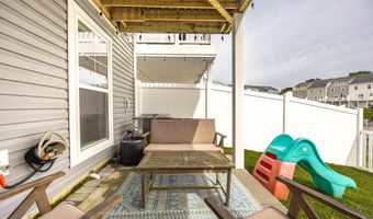 12452 SEA OAKS Ln 5, Berlin, MD 21811