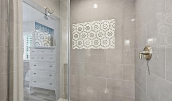 912 N SHORE Dr, Anna Maria, FL 34216