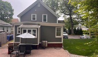 25 Earl St, Lincoln, RI 02865