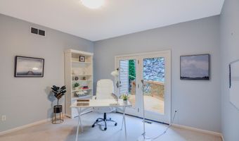 588 Green Rd, Ann Arbor, MI 48105