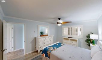 1303 MOORE St 102, Brookings, OR 97415