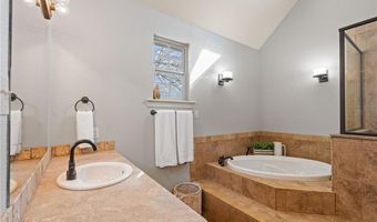 1541 Pecan Ridge Dr, Alma, AR 72921