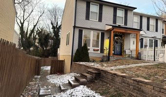 2120 S LOWELL St, Arlington, VA 22204