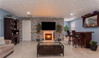 234 3rd Ave, Cranston, RI 02910