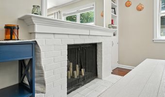 4590 E Johnstown Rd, Columbus, OH 43230