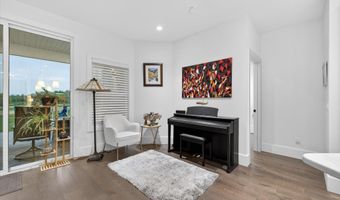 810 Spyglass Hill Dr, Bedford, IN 47421