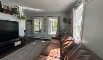 8 Main St, Bennington, NH 03442