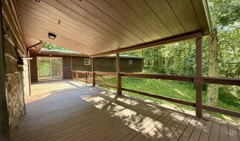 5016 Townsend Rd, Athens, OH 45701