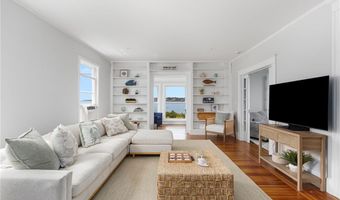 46 Esplanade, Middletown, RI 02842