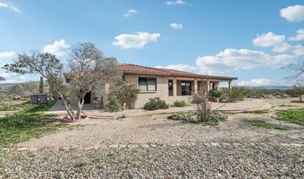 35190 S APRIL Dr, Black Canyon City, AZ 85324