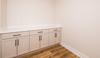 602 E Vista Lake Ave, Polk City, IA 50226