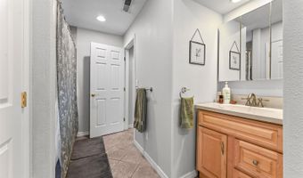 822 Fox Hollow Ln, Golden, CO 80401