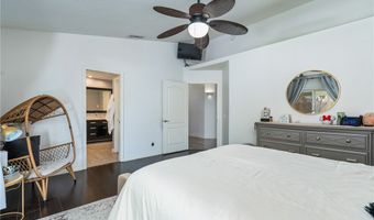 16501 Menahka Rd, Apple Valley, CA 92307