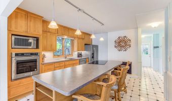 3310 Lake Johanna Blvd, Arden Hills, MN 55112
