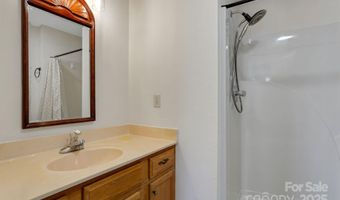 4603 Breakers Ln, Asheville, NC 28806