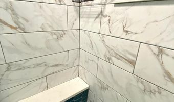 138 N Harrison St, Bloomfield, IN 47424