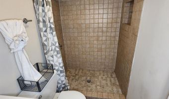 1211 33RD St NW A, Washington, DC 20007