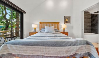 145 Rock Haven Dr, Bath, ME 04530