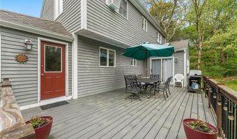 4720 S County Trl, Charlestown, RI 02813