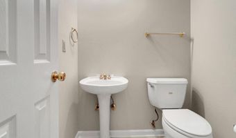 184 Hillsborough Dr, Athens, GA 30606