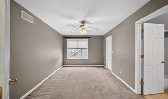 500 Glen Hollow Cir, Aurora, OH 44202