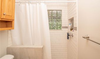 374 Woodlawn Reserve Rd, Akron, OH 44305