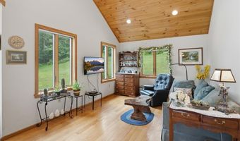 405 Old W Rd, Arlington, VT 05250