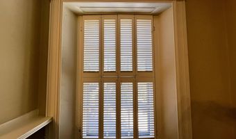 8 Crosby St, Augusta, ME 04330