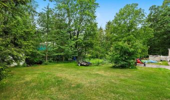 648 Raymond Rd, Chester, NH 03036