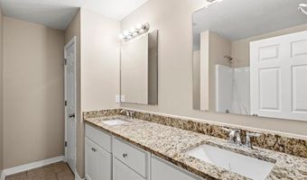 390 Rosalie Maria Dr, Biloxi, MS 39531