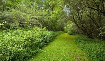 1905 Broadwell Oaks Dr, Alpharetta, GA 30004